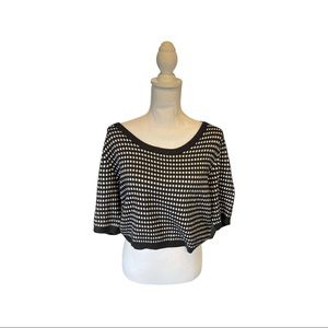 EUC Black and White Cropped Torrid Sweater